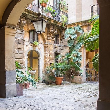 Lo Scrigno Di Ballaro' Palermo Kültér fotó